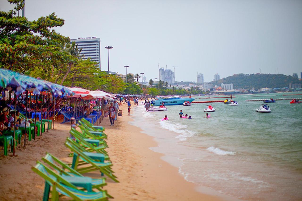 Central Pattaya Base Condo Exterior photo